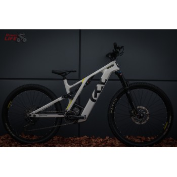 Husqvarna Light Cross LC4