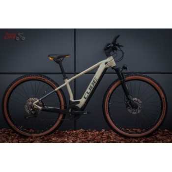 Cube Reaction Hybrid Pro 625
