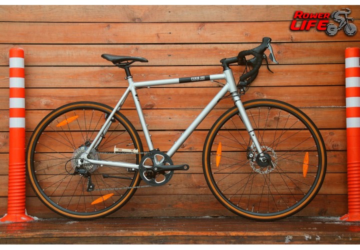 FIXIE Inc. Floater Race 8S