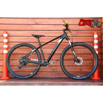 Cube Analog Black n Yellow
