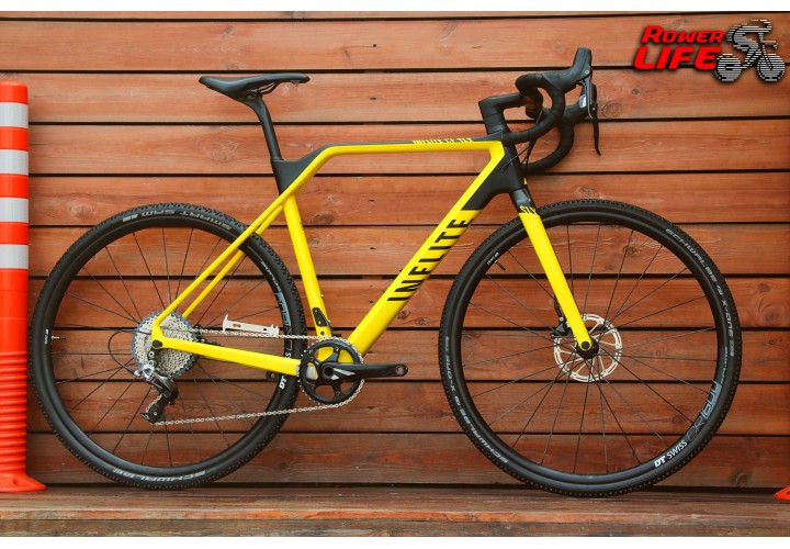 Canyon Inflite CF SLX 8.0