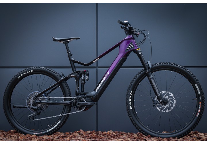 Карбоновый электро велосипед Merida eONE-SIXTY 8000