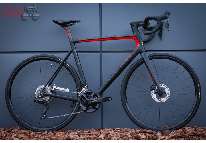 Colnago v3 105 di2