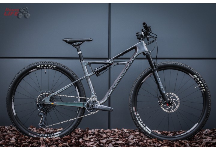 Silverback STRATOS CF